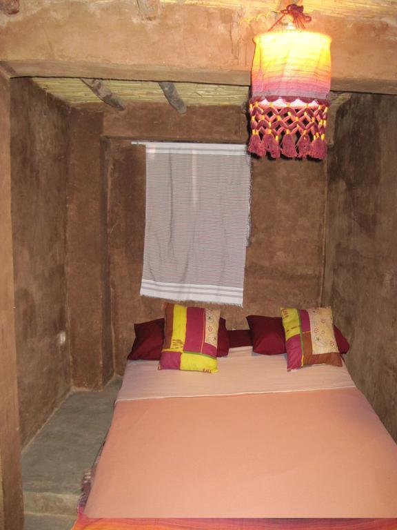 Auberge Toda Kasbah Tinfou Zaouia de Sidi el Mokhtar Ben Ali Ngoại thất bức ảnh